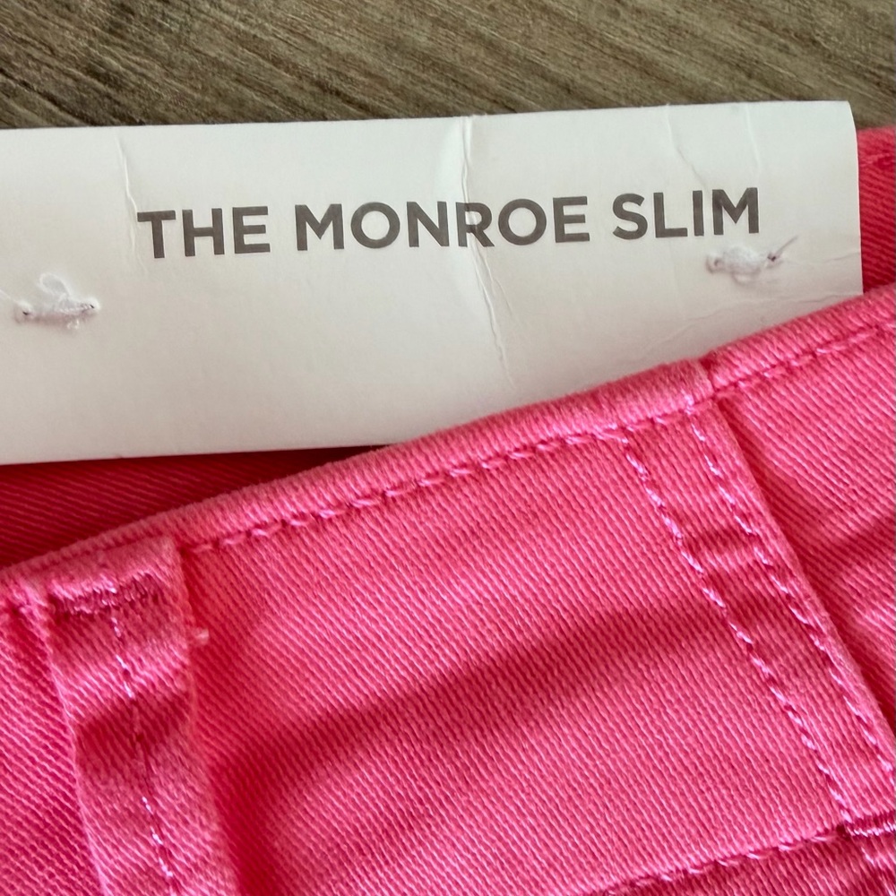 NWT Loft Monroe Slim Fit Chinos in Vibrant Pink, Size 6 - Picture 5 of 7